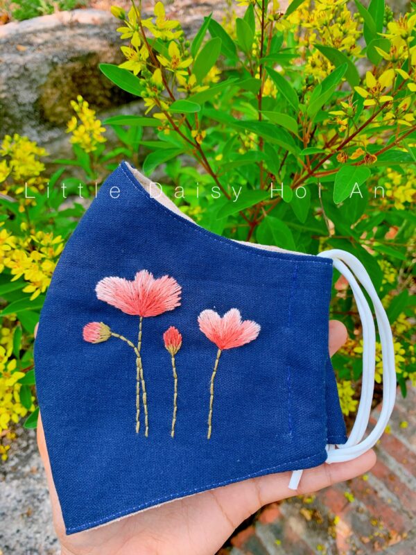 Khẩu trang linen thêu hoa anh túc​ Poppies hand embroidery face mask. Navy Blue linen fabric, adjustable earloops. Poppies is a charming beauty and irresistible charm.